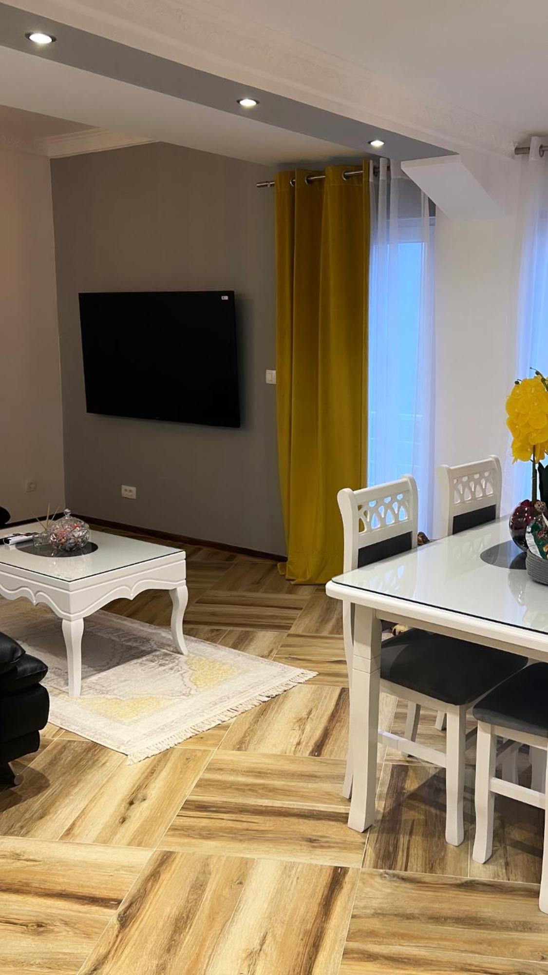 Apartman Scepanovic Niksic ภายนอก รูปภาพ