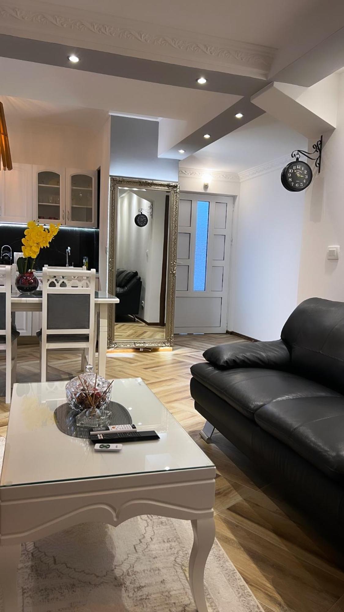 Apartman Scepanovic Niksic ภายนอก รูปภาพ