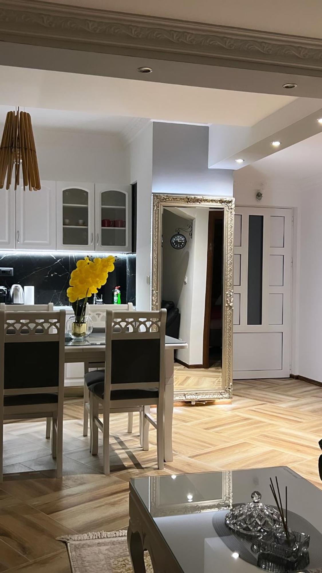 Apartman Scepanovic Niksic ภายนอก รูปภาพ