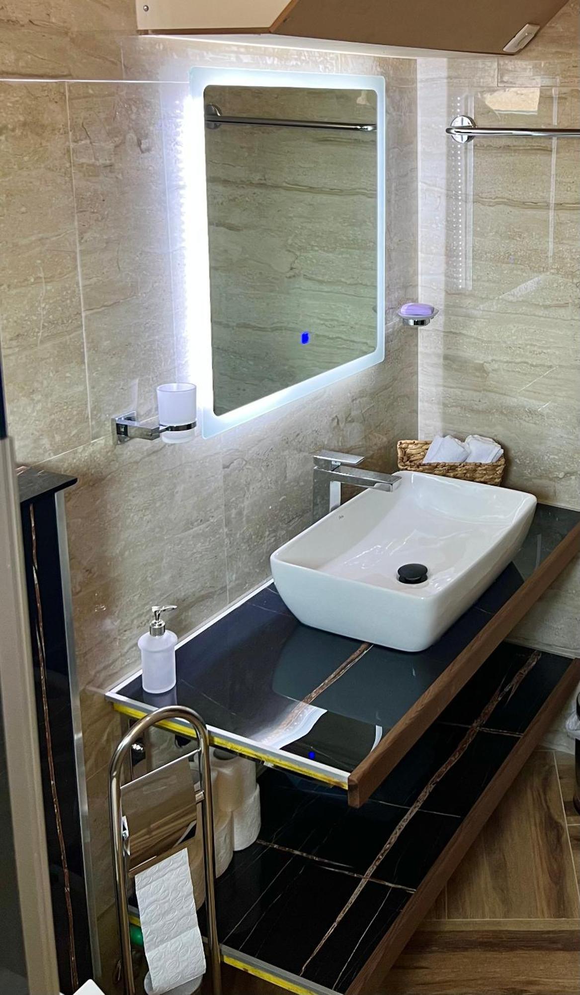 Apartman Scepanovic Niksic ภายนอก รูปภาพ